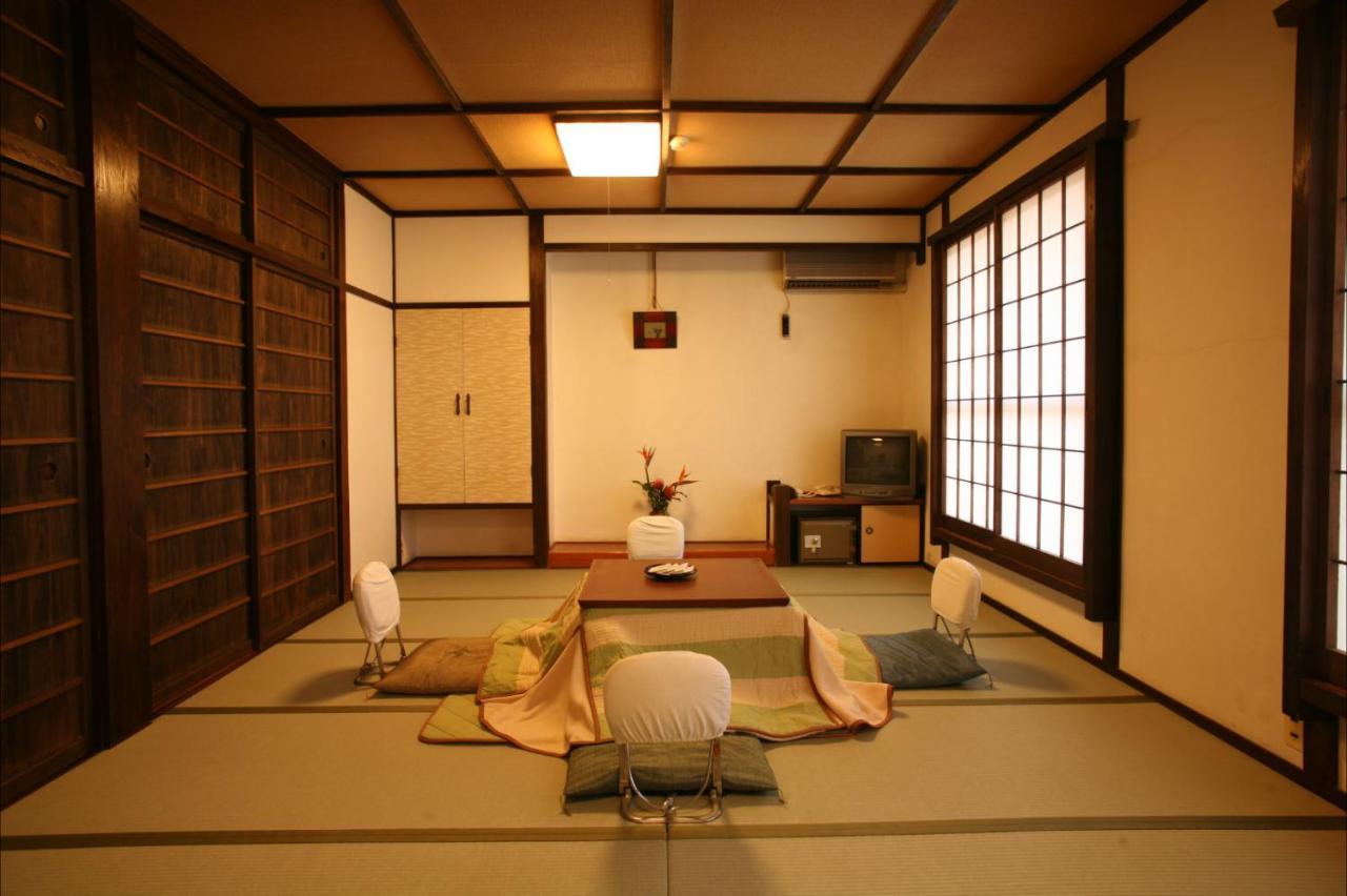 Yubaraonsen Yubaranoyado Komeya Maniwa Exterior foto
